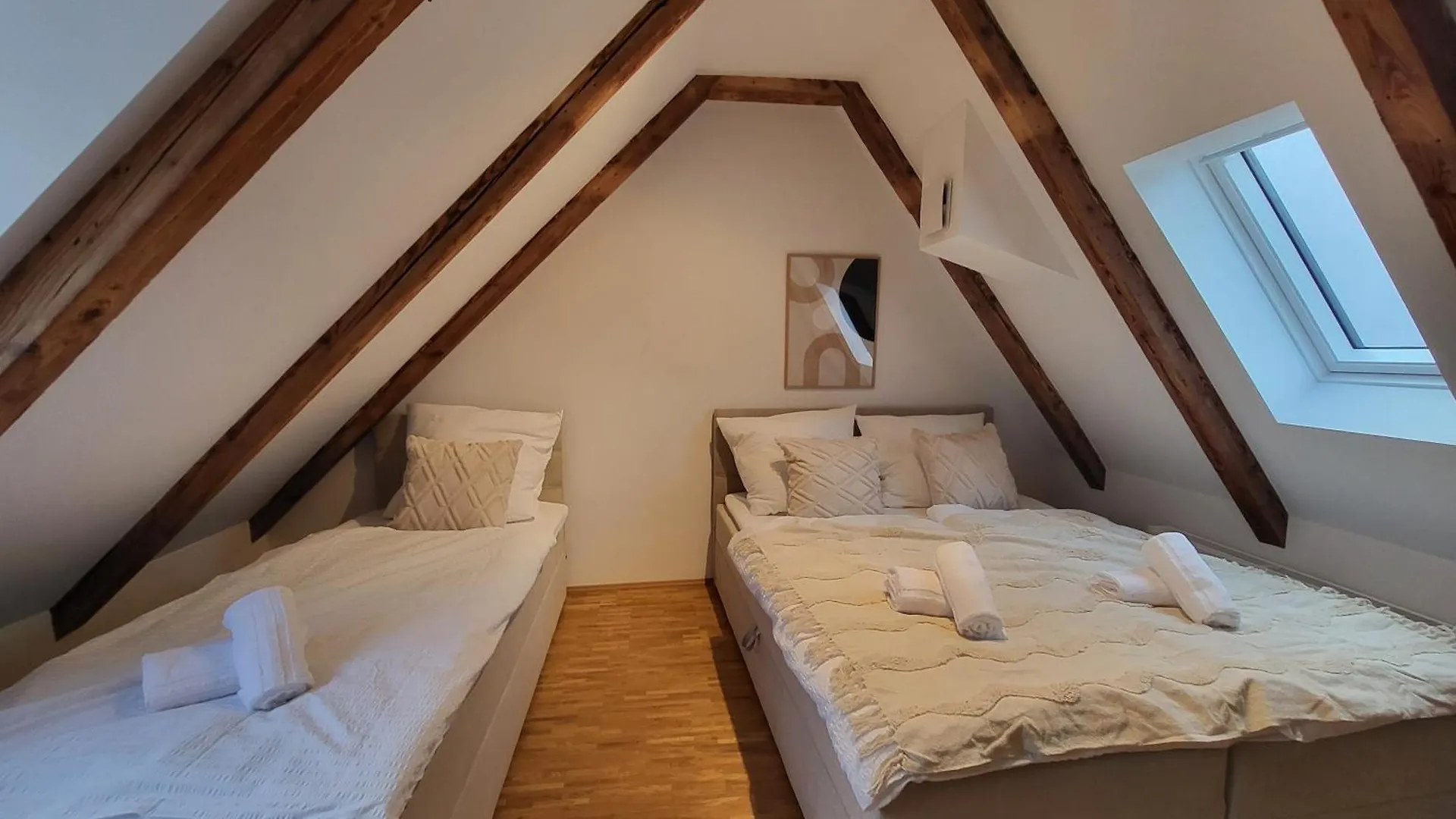 Apartment Sioux Stilvolle Designapartments Im Zentrum Augsburg Deutschland
